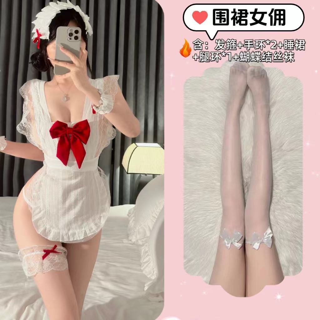 메이드복 + 흰나비 양말