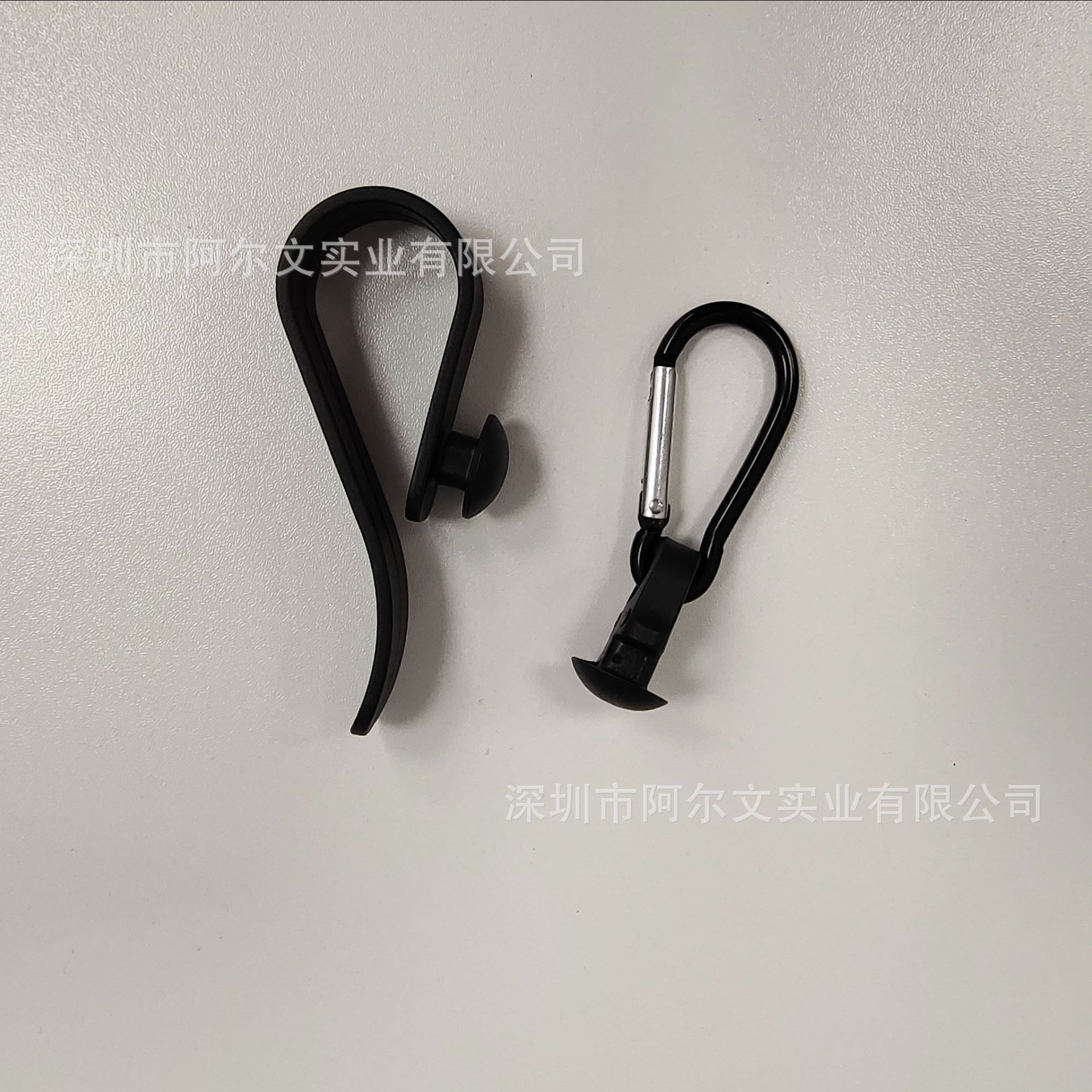 블랙 후크 + 블랙 버섯 머리 + 카라비너