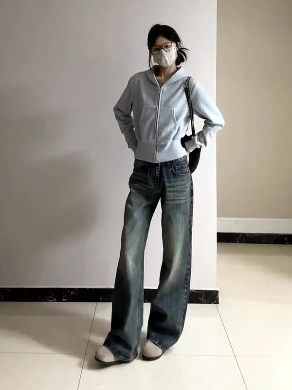 灰色修身短款卫衣外套女春秋显瘦正肩早秋穿搭上衣小个子连帽收腰|undefined
