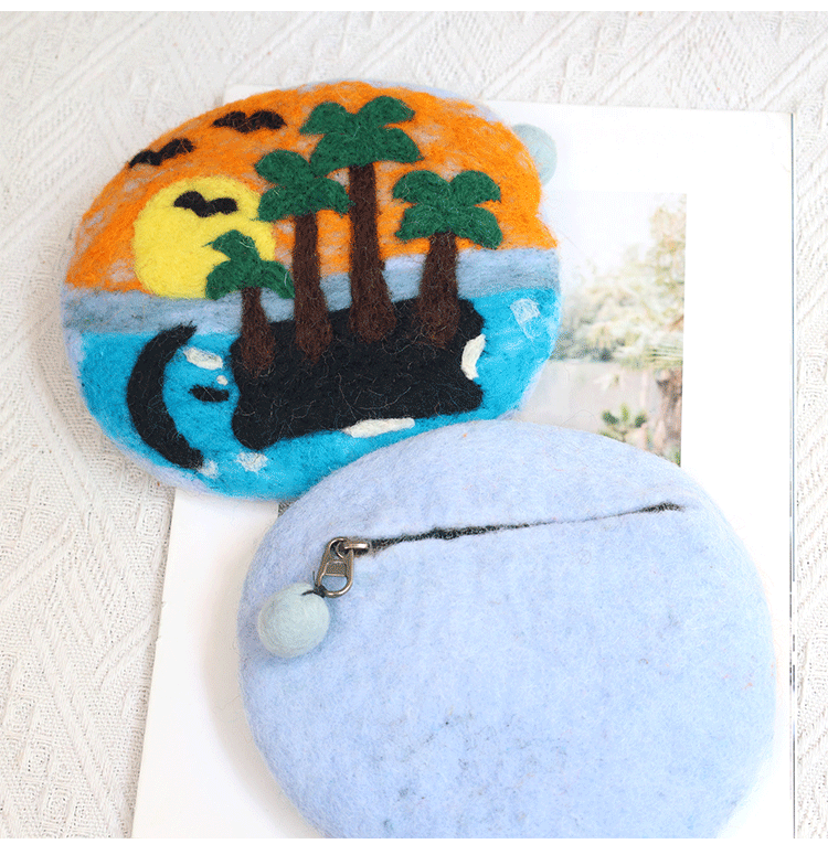 Unisex Landscape Wool Felt Zipper Coin Purses display picture 2