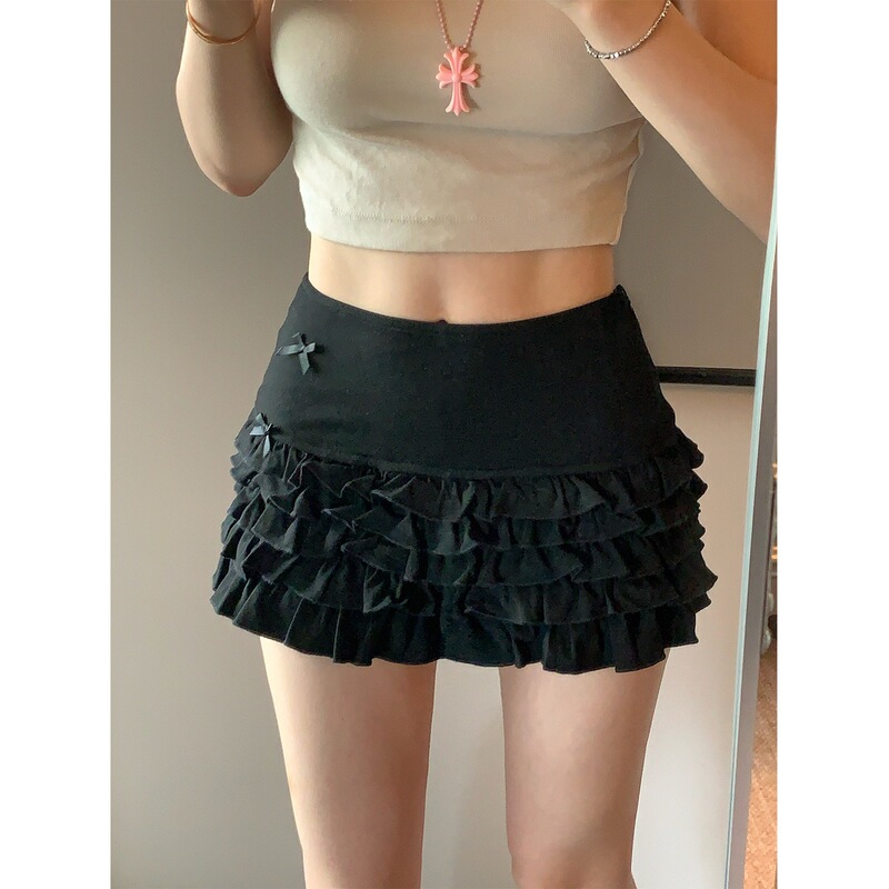 French-style sweet bow black high-waisted A-line mini skirt for women, with ruffled edges and a fluffy cake skirt design French-style sweet bow black high-waisted A-line mini skirt for women, with ruffled edges and a fluffy cake skirt design