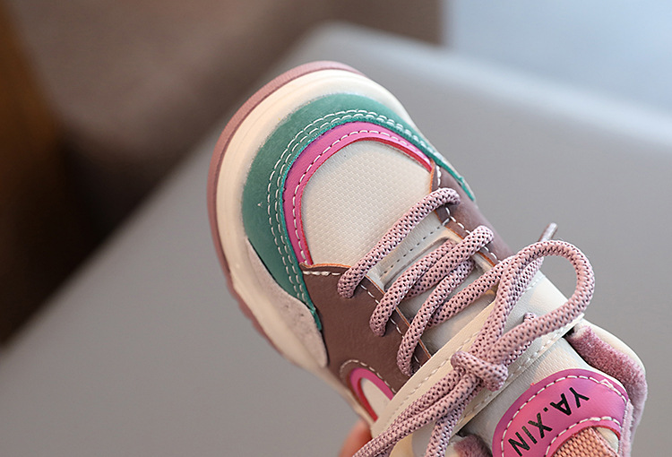 Girls' Sports Shoes 2024 Autumn and Winter New Trendy Brand High-Top Sneakers Cute Cartoon Decoration Boys' Second Cotton Casual Shoes_voghion.com