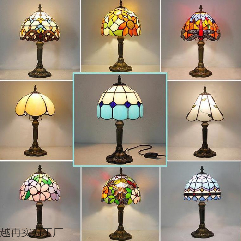 Retro Nostalgic Republic of China Bank Lamp American European Mediterranean Tiffany Living Room Bedroom Bedside Counter Lamp Lighting Retro Nostalgic Republic of China Bank Lamp American European Mediterranean Tiffany Living Room Bedroom Bedside Counter Lamp Lighting