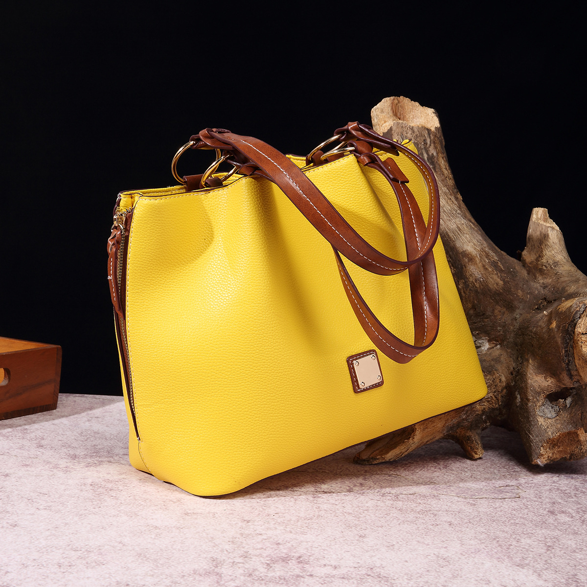Retro Pebble Lychee Particle Texture Single Shoulder Mother-in-law Women's Bag Large Capacity_voghion.com