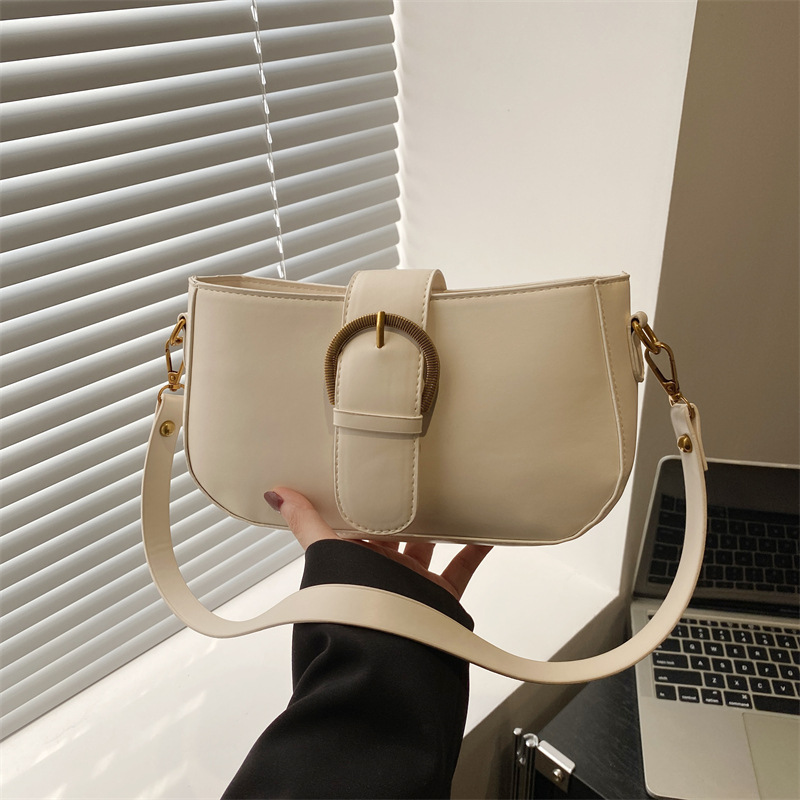 Simple retro hebilla de cinturón bolso de tendencia de mujer 2025 primavera nuevo nicho de diseño de brazo popular bolso de hombro