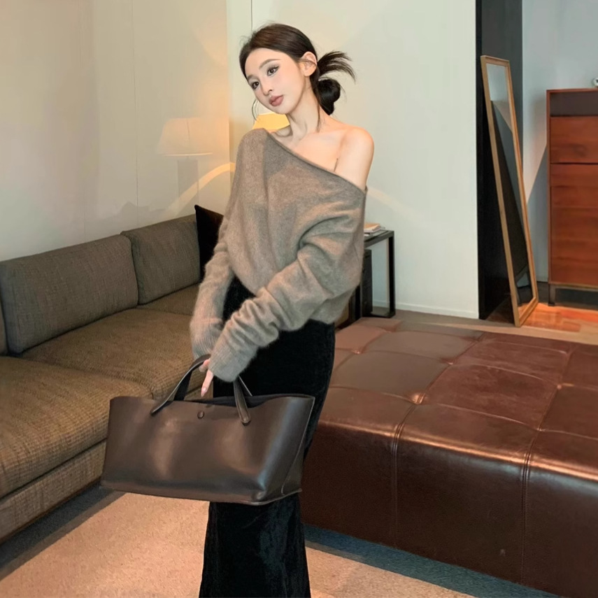 RHGD Elegant design knitted sweater