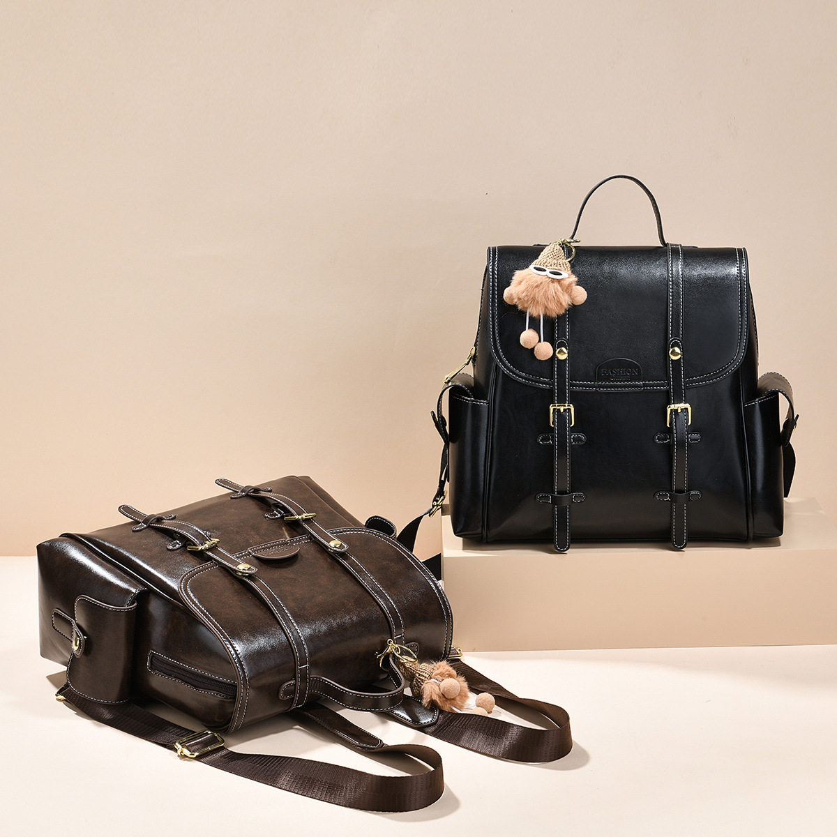 2026 nuevo estilo retro británico mochila con cubierta de flip mochila multicapa para mujeres mochila de computadora de viaje de gran capacidad al por mayor