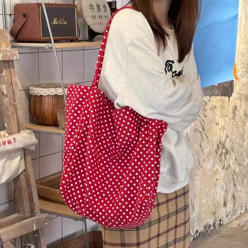 Large Capacity Canvas Bag for Women, 2025 Korean Style, Versatile Relaxed Single Shoulder Bag for Students and Commuting Tote Bag