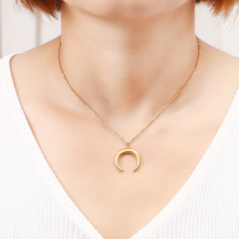 13g Weight Streetwear Moon Heart Shape Lock Stainless Steel Plating Pendant Necklace