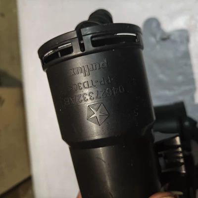 Automobile filter element the Cherokee carbon canister solenoid
