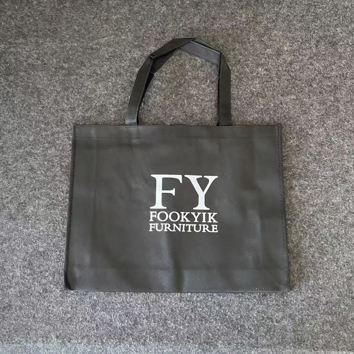 ��ɫ����޷Ĳ����������ɶ���LOGO���������۵�ʱ��ͨ�������