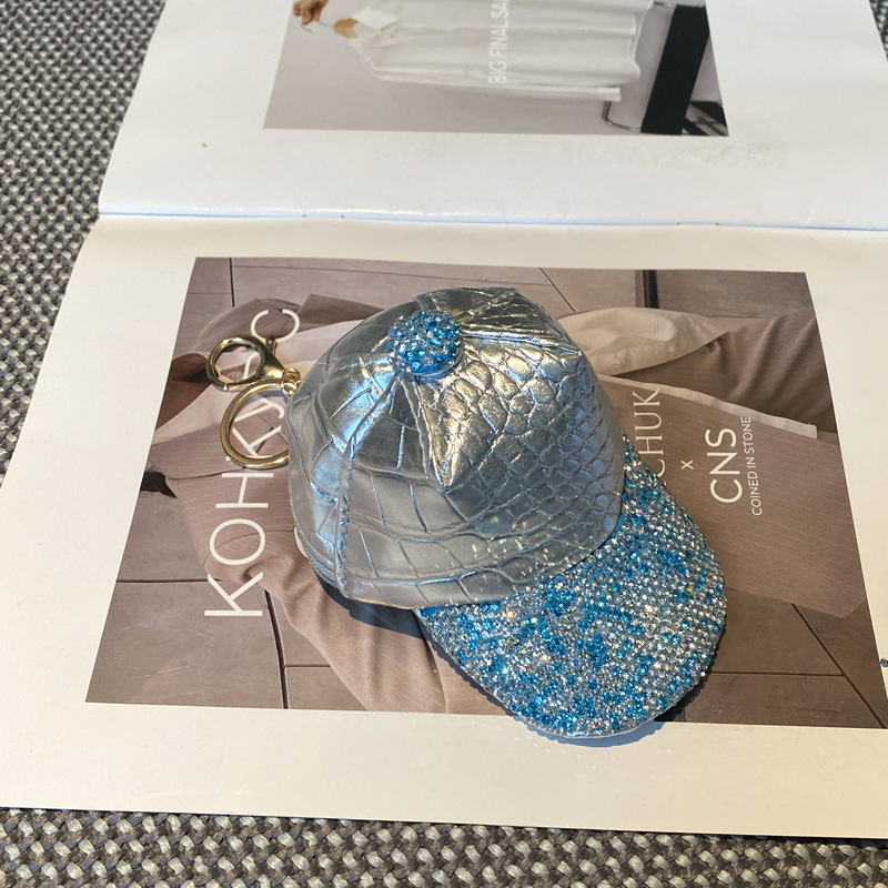 Mini Diamond-Encrusted Hat Coin Purse for Women, Spring and Autumn Korean Style Baseball Cap, Casual and Fashionable Mini Coin Bag Pendant