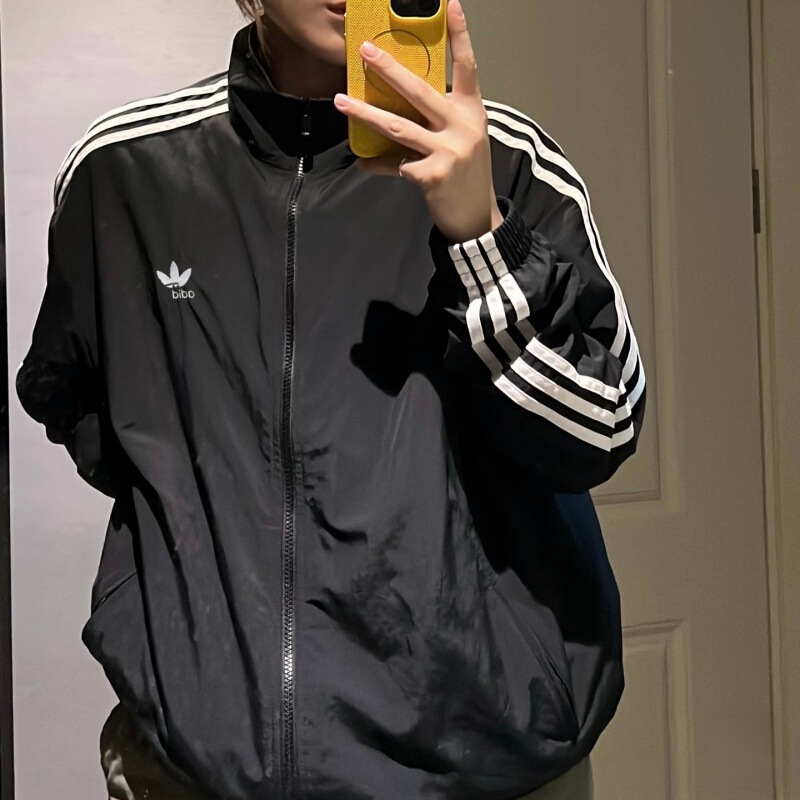 Clover sports jacket with embroidered logo, unisex three-stripe Wang Hedi style woven windbreaker jacket KB2466