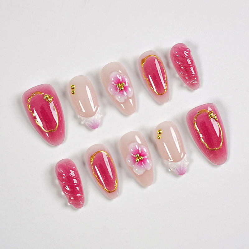 New cross-border almond-shaped flower press-on nails with three-dimensional embossed gold lines and gradient color, a popular nail art in Southeast Asia New cross-border almond-shaped flower press-on nails with three-dimensional embossed gold lines and gradient color, a popular nail art in Southeast Asia