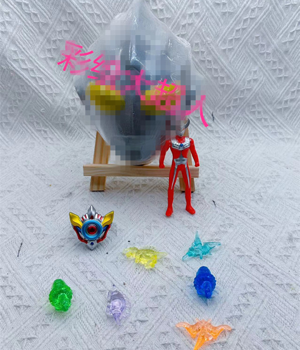 다채로운 실버 슈퍼맨(도구 제외)