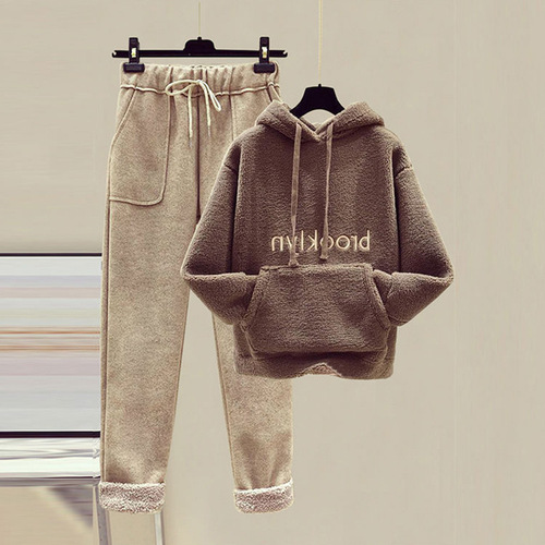 Lamb's Wool Fleece Thick Set Women's Autumn/Winter New Embroidered Sweatshirt Women + Wool Knit Wide Leg Pants Two-Piece Set