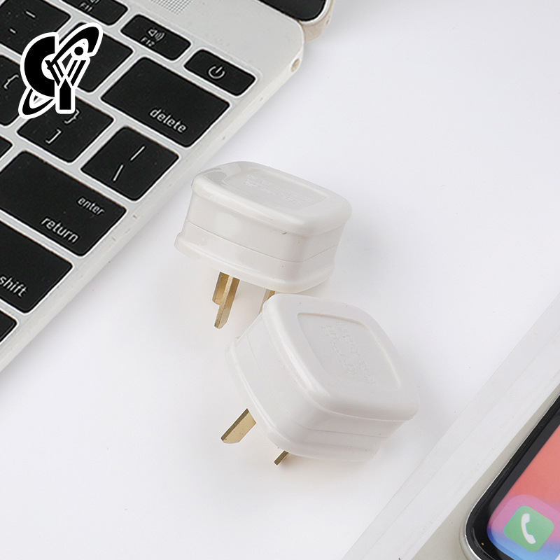 大功率工业电源三插头 工程10A白色一体连铜三极插头三插电源插只