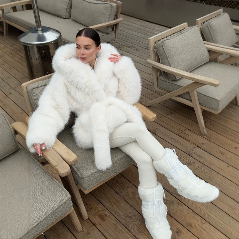 Cross-Border Russian Winter Faux Fox Fur Coat, Mid-Length Hooded Belted Plush Coat for Women Cross-Border Russian Winter Faux Fox Fur Coat, Mid-Length Hooded Belted Plush Coat for Women