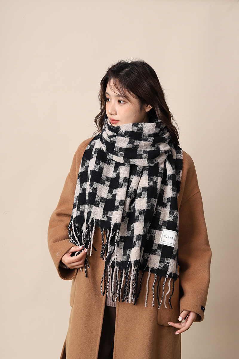 Sciarpa a quadri da donna autunno inverno sensazione avanzata spessa e calda collo frangia versatile studente moda INS_voghion.com