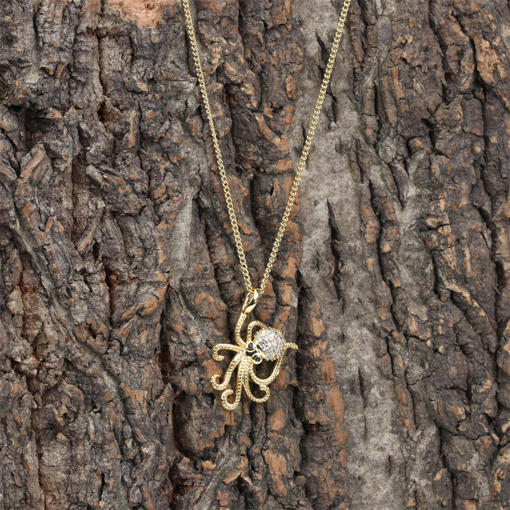 Fashion Octopus Anhänger Kupfer Eingelegte Zirkon Vergoldete Halskette display picture 5