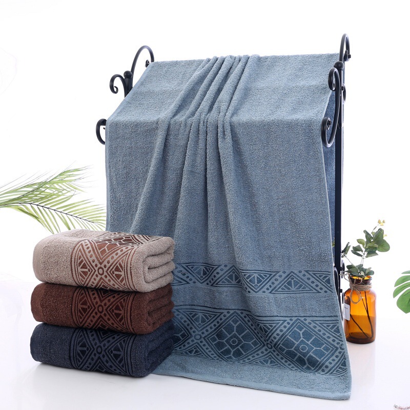 Cross-Border Middle East Foreign Trade Cheap Polyester Cotton Bath Towel Wholesale and Retail Soft Bath Towel Large Bath Towel Jacquard