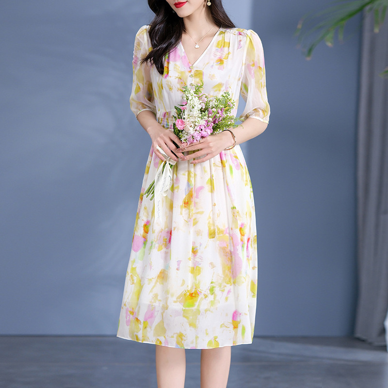 75071 V-Neck Single-Breasted Silk Dress with Fully Elasticated Waist
