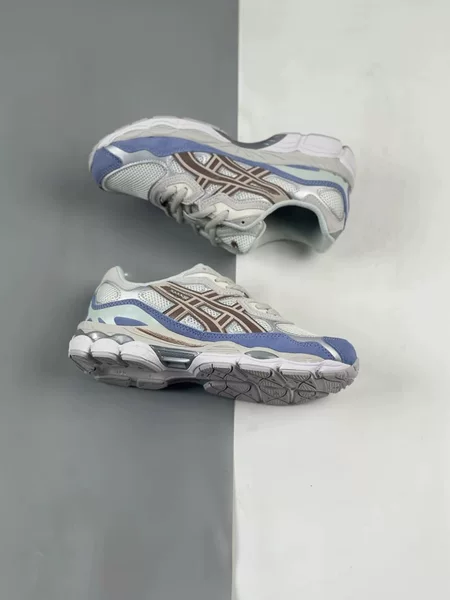 Fashionable Nyccreammoonro Comfortable and Versatile Shock-Absorbing Low-Cut Inner Heightening Running Shoes for Men and Women in Beige