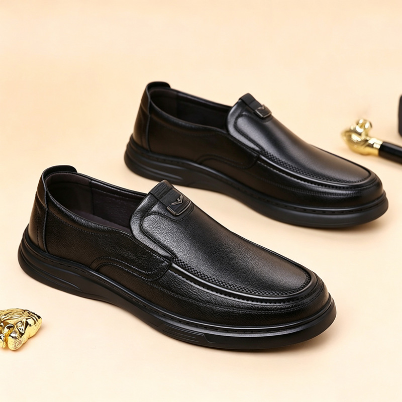 Price control cannot be lower than 16.88. Men's loafers, casual business soft-soled breathable sandals for middle-aged and elderly men