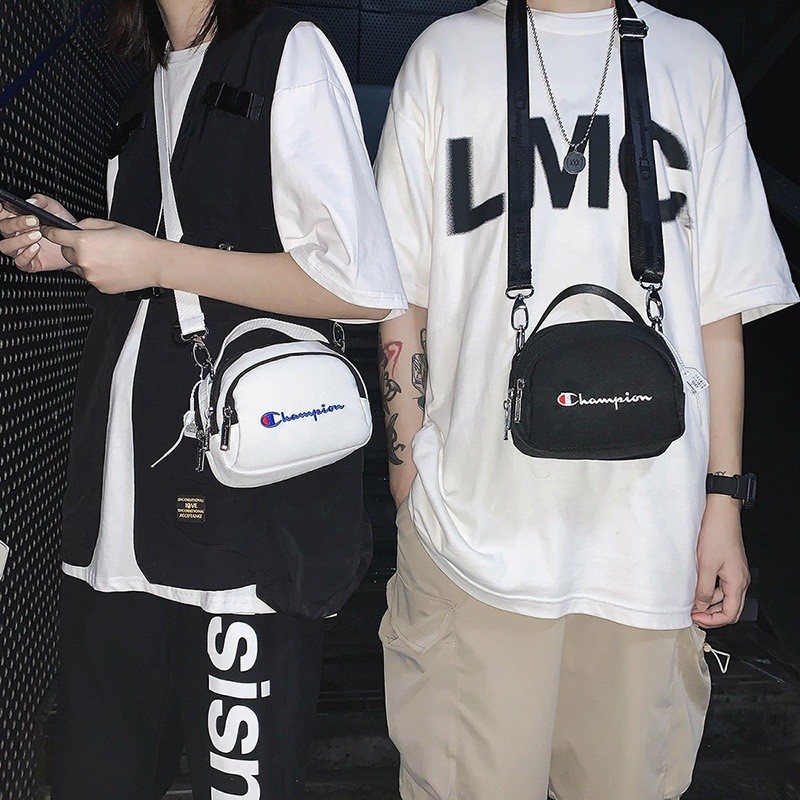 日系冠军斜挎包潮牌休闲男女运动蹦迪包ins单肩帆布小包2026新款
