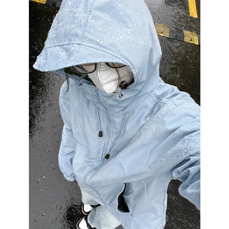 冲锋衣女款三合一短外套2025新款春秋休闲防晒软壳户外防水小个子|undefined