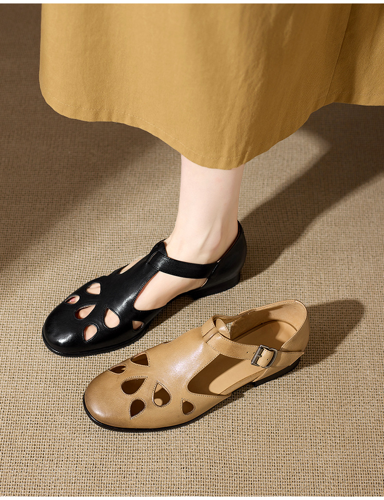 Sandal nữ da bò đục lỗ quai chữ T cổ điển, mũi kín gót bệt — màu nâu chi tiết 1