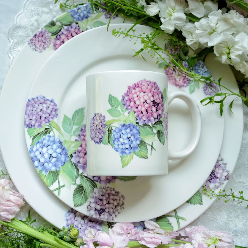 Light Luxury Ceramic Coffee Cup and Saucer Set, High-End Afternoon Tea Set, Souvenir Gift