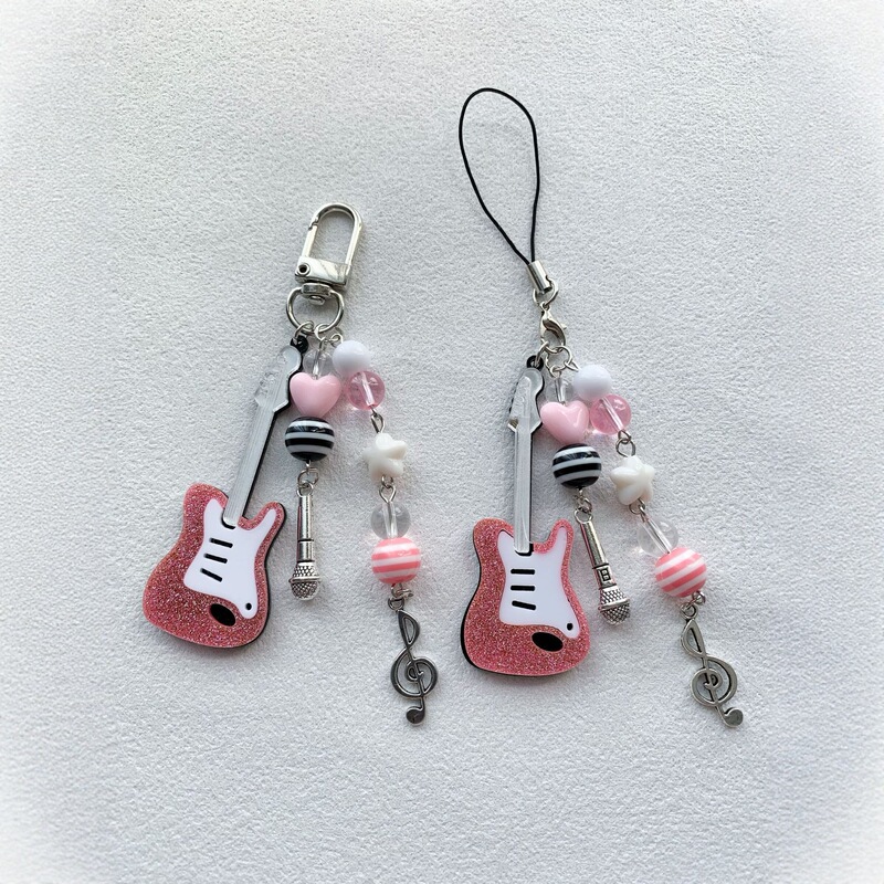 Cross-Border Exclusive Pink Violin Phone Pendant Millennium Style Star Musical Note Hanging Accessory Card Holder Bag Keychain