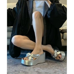 Platform Wedge Sandals for Petite Women 2025 Spring Waterproof Fashion Silver Wedge Sandals