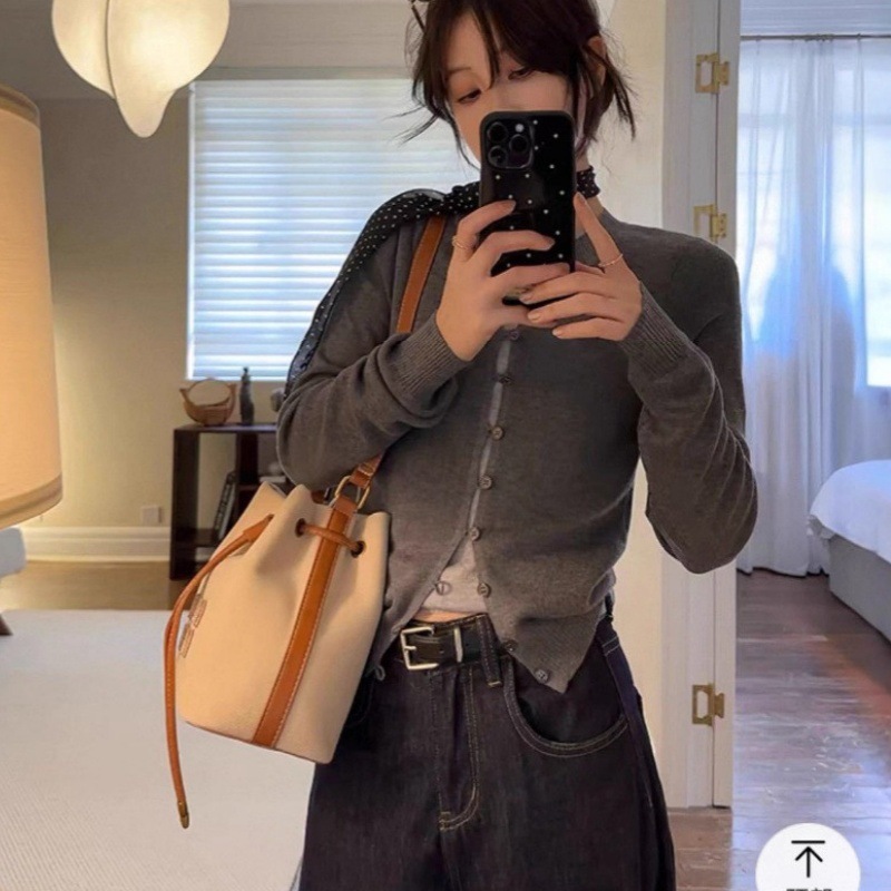 韩系假两件长袖针织衫女装秋冬新款设计感小众毛衣修身辣妹上衣女|undefined