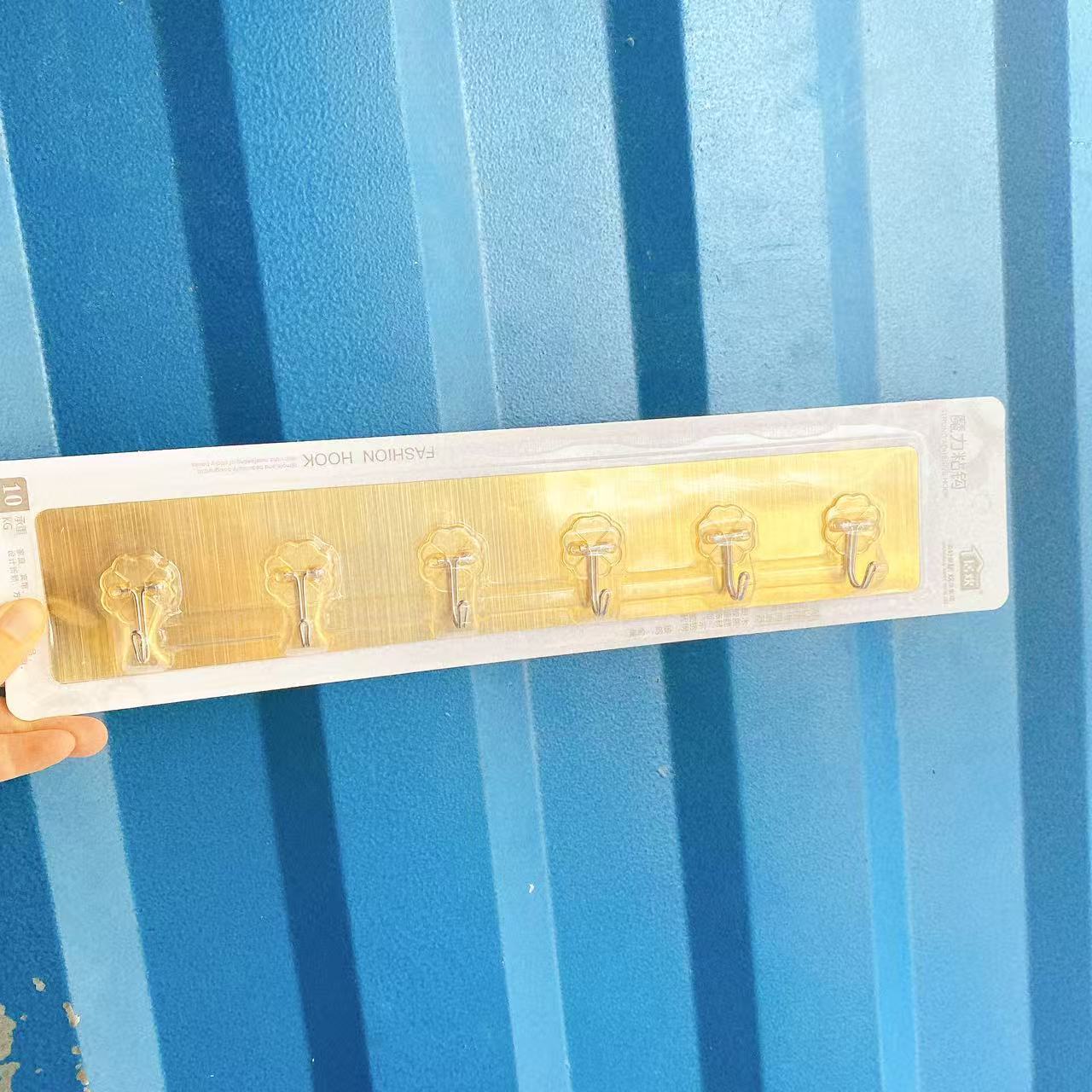 Seis filas de gancho adhesivo de succión de tarjetas sin perforación fuerte fuerza de carga transparente oro plateado sin marcas gancho de acero inoxidable multifunción