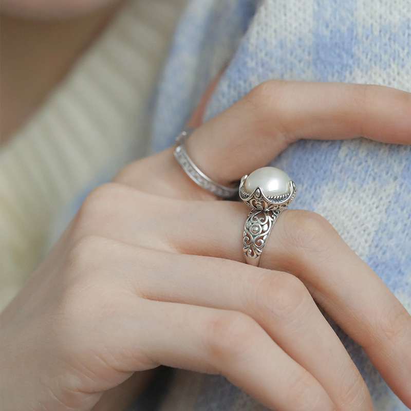 Vintage Pearl Hollow Ring For Women Adjustable Open Design_voghion.com
