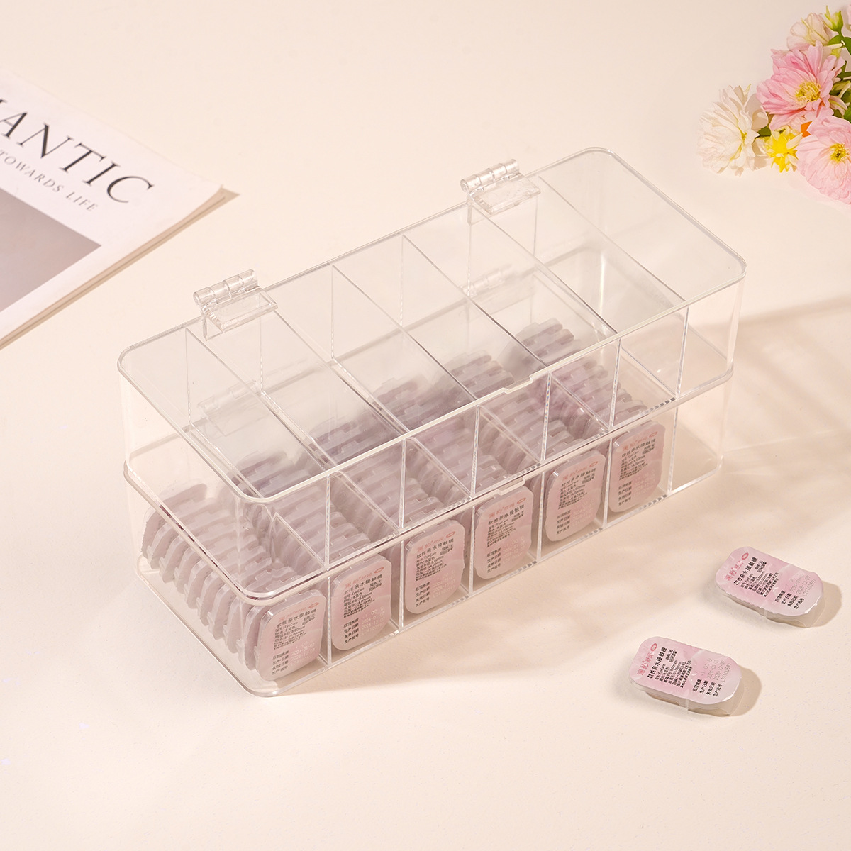 뚜껑이 있는 소형 7칸 콘택트렌즈 보관함 2개