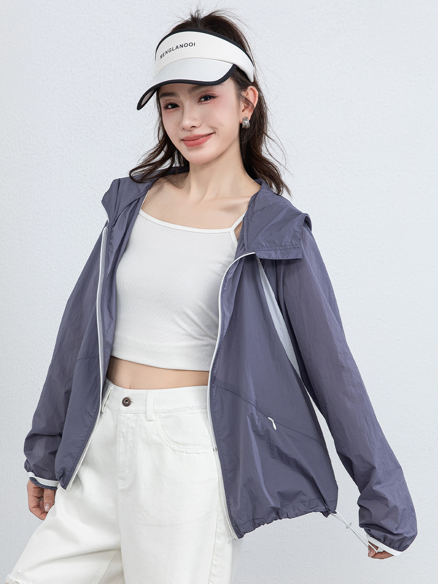 Áo chống nắng nữ dáng rộng thả vai, liền mũ, chất liệu lụa thoáng khí, che nắng mùa hè — màu tím