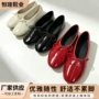 浅口轻便日常亮面女鞋