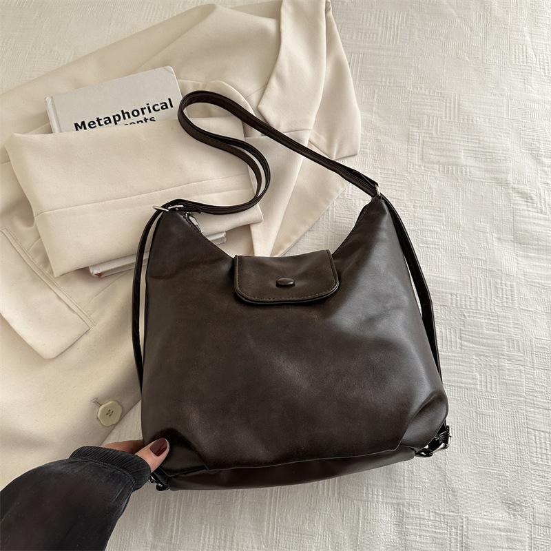 Bolsa de hombro retro debajo de las axilas, bolso de hombro para estudiantes universitarios de clase, bolso de ocio de nicho de invierno 2024