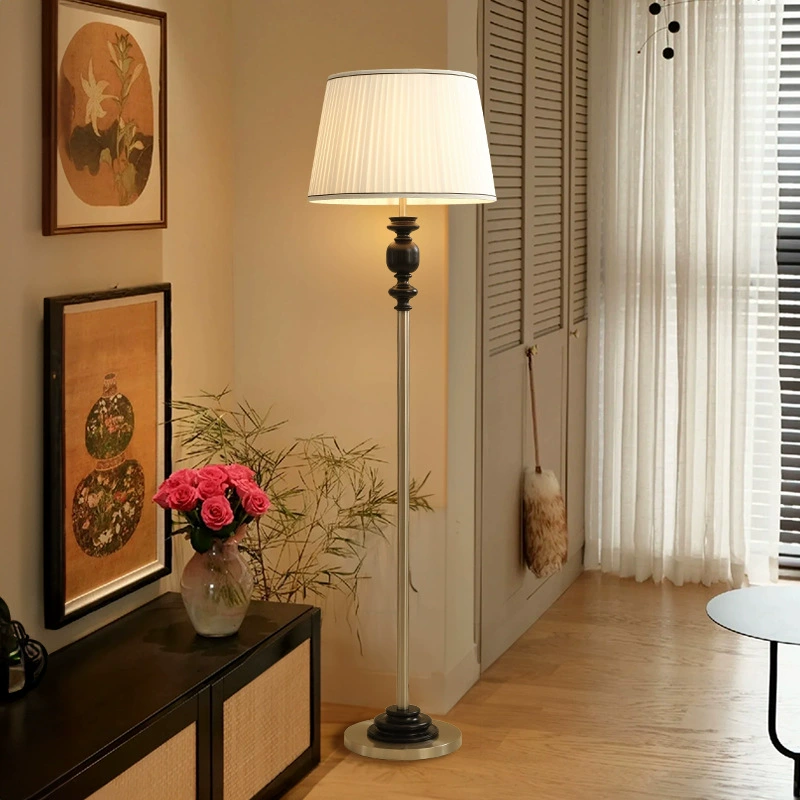 Floor lamp for bed, retro sofa, lights for living room, nostalgia, french style, light luxury style, high-quality style, American style