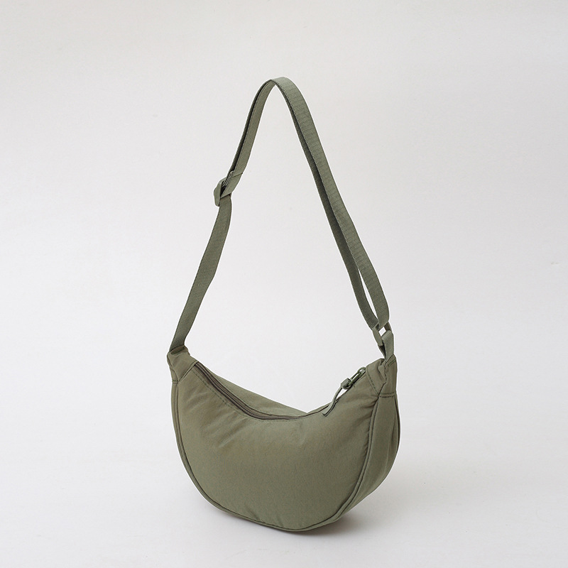 Bolso de tela pequeño bolso de moda ligero bolso de mochila de nylon transfronterizo mujer bolso de hombro casual versátil bolso de bolsas de bolsas de bollo de gran capacidad