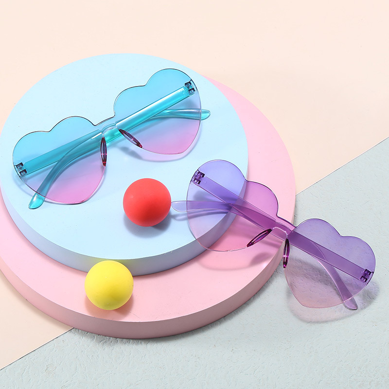 Children's Heart-Shaped Sunglasses, Heart-Shaped Sunglasses with Jelly Gradient Color, Frameless Heart-Shaped One-Piece Dazzling Color Sunglasses