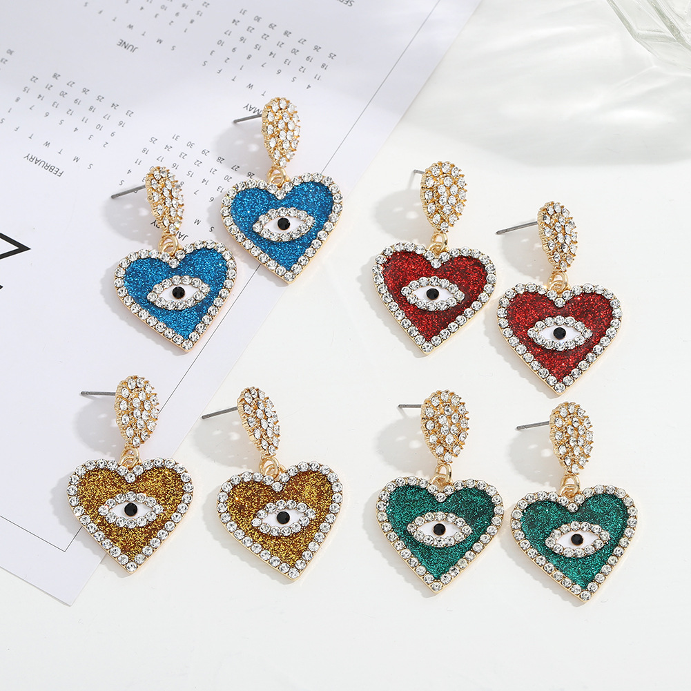 Demon Eyes Heart Diamond Earrings display picture 10