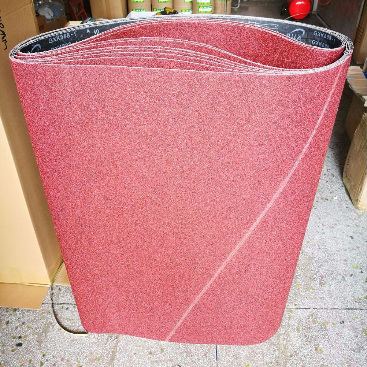 批发各种规格粒号的砂带红砂布白砂氧化铝碳化硅黑碳棕钢玉砂纸