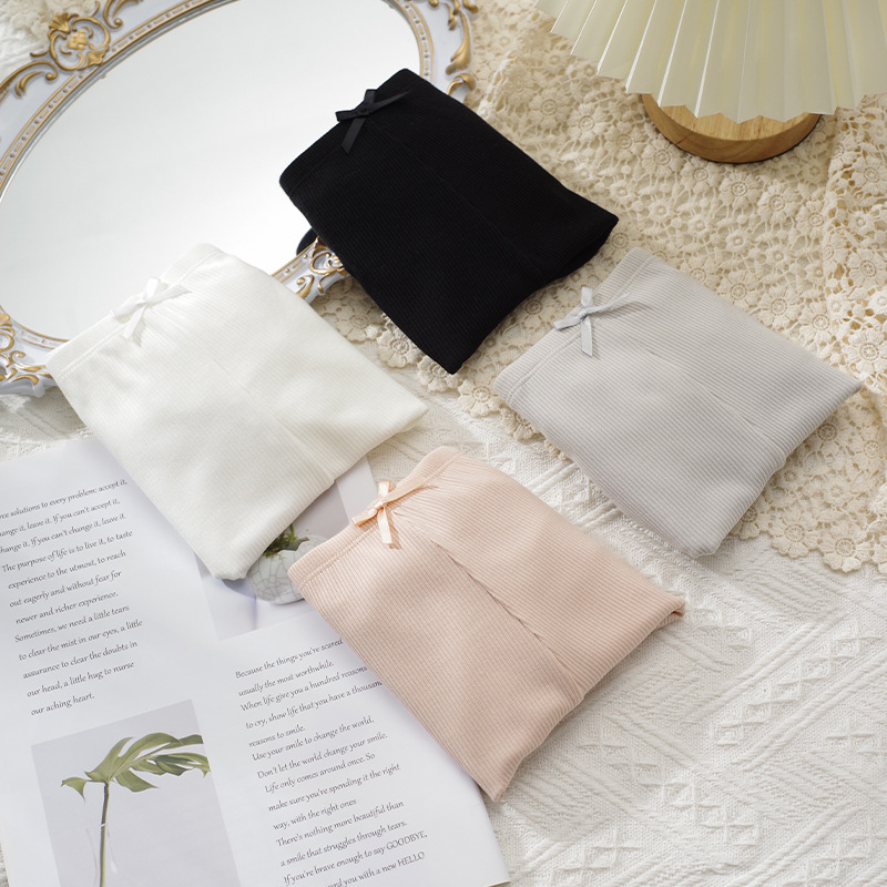 Pantalones de seguridad sin costuras finos de verano Fábrica al por mayor boxeadores de fondo de algodón de tamaño libre calzoncillos de boxeador anti-Exposición para mujeres