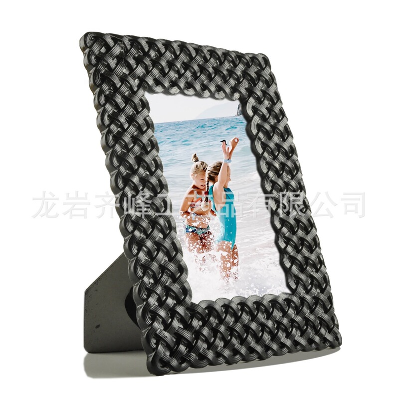 Vintage photo frame 4x 6 inch resin antique photo frame with embossed Rattan Vintage photo frame 4x 6 inch resin antique photo frame with embossed Rattan