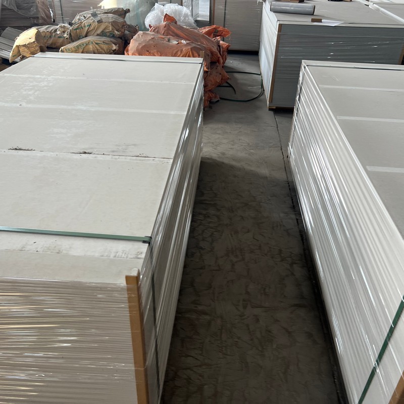 纤维水泥硅钙板 建材防火金属复合板 强度好 防火性能不易错