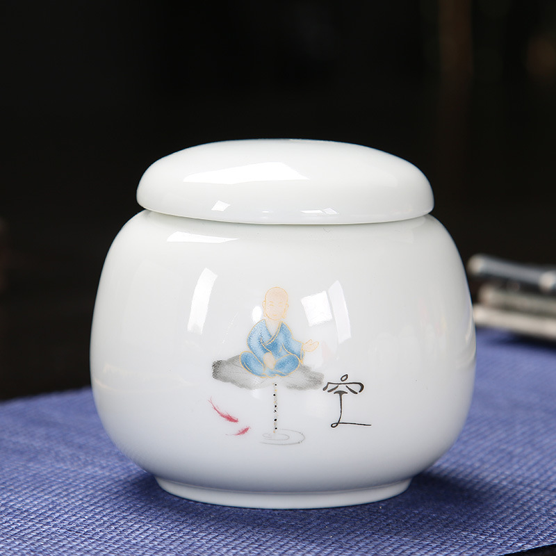 세라믹 뚜껑이 달린 빈 차 캔